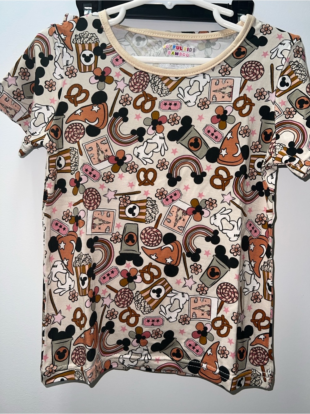 Disney Snacks Heart Hands Bamboo Pajama Short Set